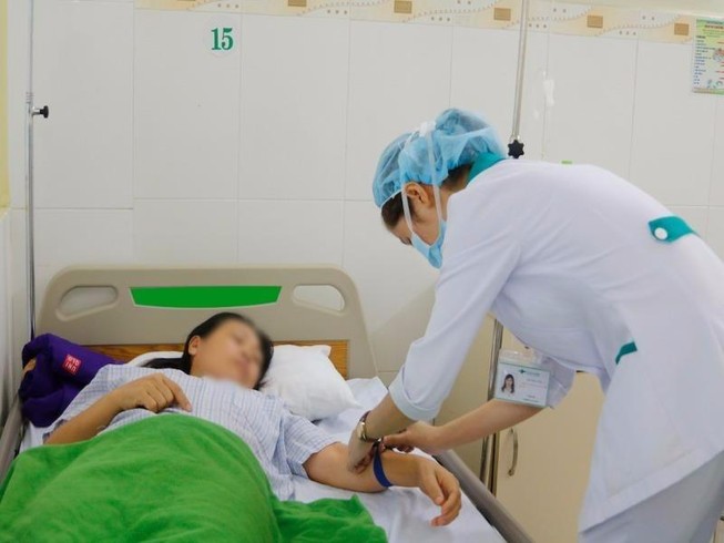 9 du khách ngộ độc thực phẩm tại Đà Nẵng