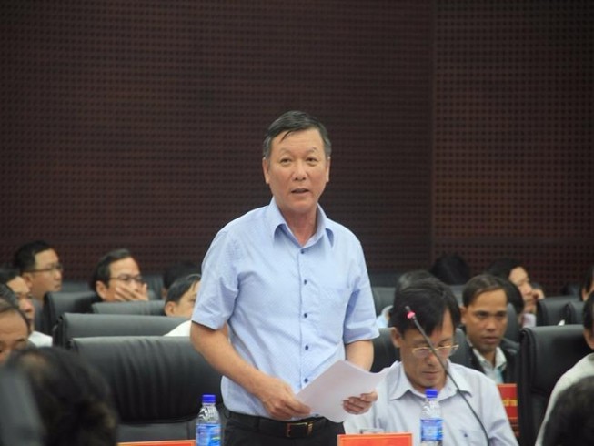 Xe lãnh đạo Đà Nẵng cũng run sợ trước hung thần xe ben