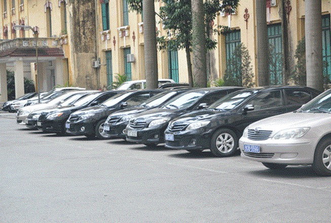 TP.HCM tạm dừng thí điểm khoán xe công