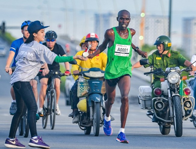 Những hình ảnh ấn tượng ở giải Marathon Quốc tế TP.HCM