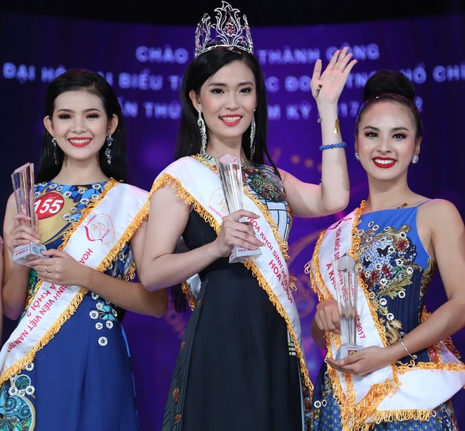 Nữ sinh Tây Đô đăng quang Hoa khôi Sinh viên VN 2017