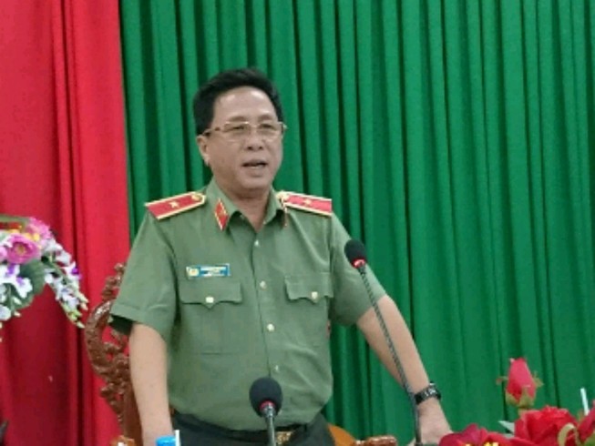 Công an tỉnh Long An họp báo vụ 'đơn xin đi tù'