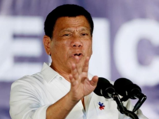 Ông Duterte cảnh báo khả năng thiết quân luật