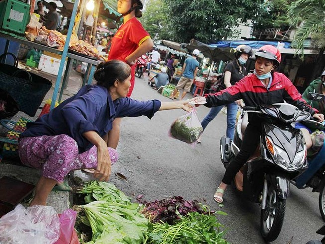 Tăng thuế VAT thời điểm này có hợp lý hay không?