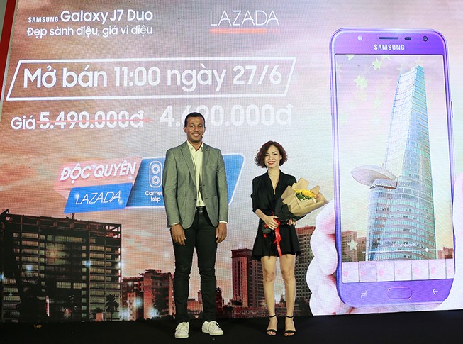 Hôm nay 27-6: Galaxy J7 Duo bán độc quyền qua Lazada