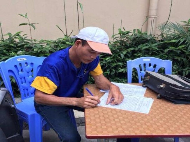 Cố tình chạy ngược chiều, tài xế bị tước GPLX