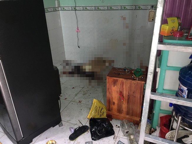 Quận Tân Bình: Cô gái cùng bạn bị người yêu rút súng bắn