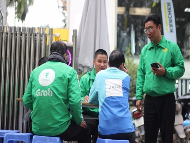Tài xế Uber, Grab “chạy” sang Mai Linh Bike?