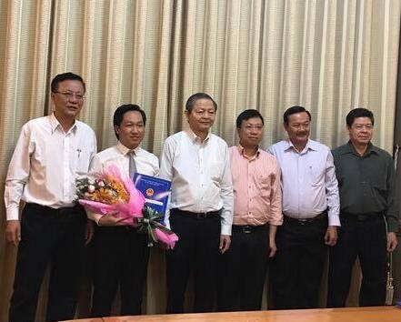 Trao các quyết định nhân sự ở TP.HCM