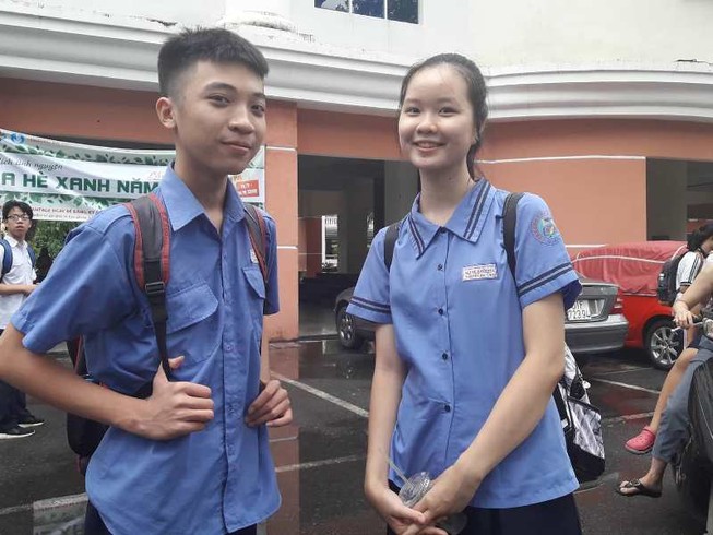 Thí sinh sốc khi môn văn lại ra đề 'Đoàn thuyền đánh cá'