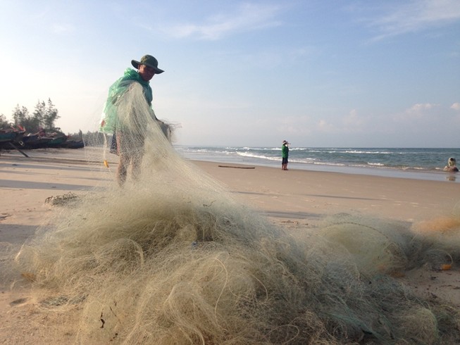 Ngư dân phấn khởi trúng lộc biển đầu năm
