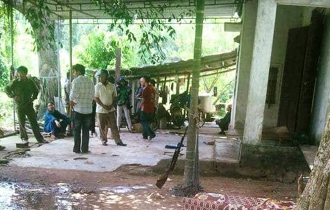 Nghịch súng bắn bạn 14 tuổi chết, bé 13 tuổi tự sát