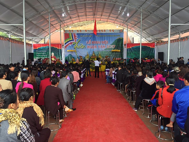 Khai mạc hội xuân Ngọa Vân trên đỉnh núi Bảo Đài