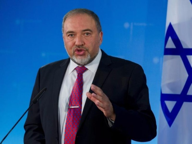 Israel dọa phá hủy hệ thống phòng không Syria