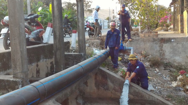 Rà soát tỷ lệ hộ dân được cấp nước sạch ở khu dân cư