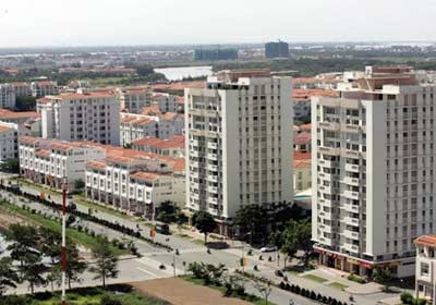 Các đại gia bắt đầu nhảy vào bất động sản