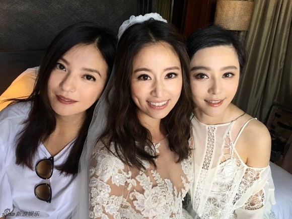 Biệt thự siêu sang của ba nàng “Hoàn châu cách cách“