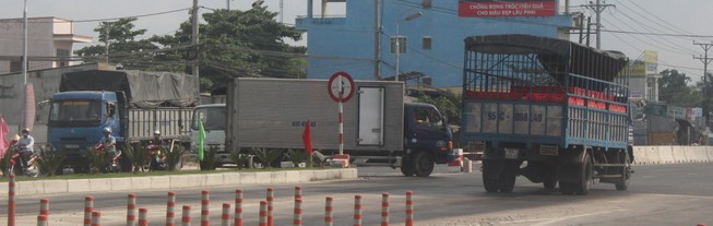 “Cầu cứu” Bộ Giao thông vì 15 m dải phân cách QL1