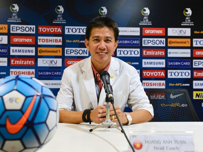 HLV Hoàng Anh Tuấn: 'U-19 Việt Nam phòng ngự không tồi'