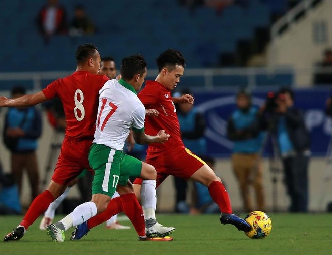 Việt Nam rộng cửa tái ngộ Indonesia ở bán kết AFF Cup