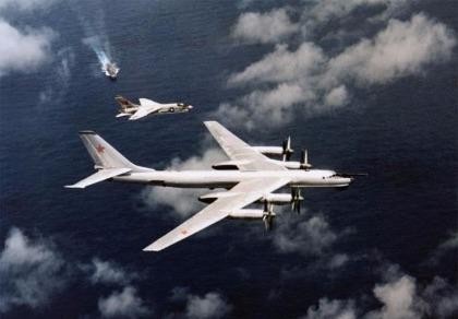 ‘Gấu Nga’ Tu-95: Đối thủ xứng tầm của ‘Pháo đài bay’ B-52