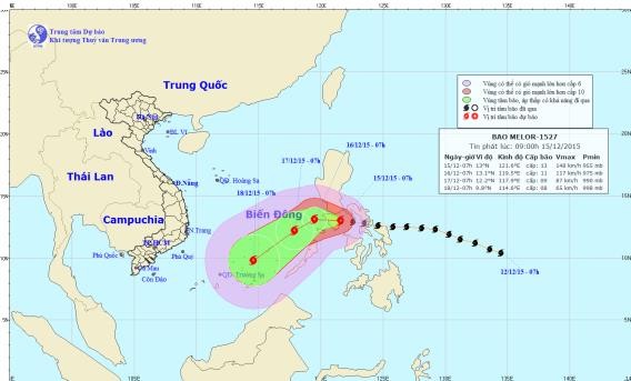 Siêu bão Melor giật cấp 17 tiến thẳng vào biển Đông