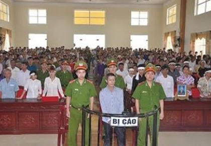 Tử hình con rể bất hiếu đâm chết mẹ