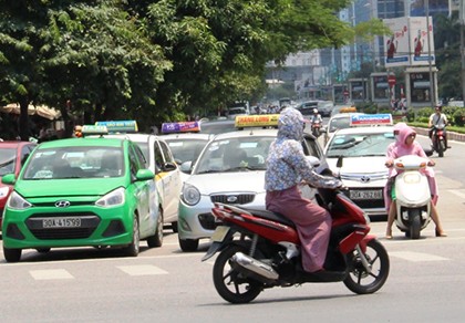 Nắng nóng phủ rộng, kéo dài nhiều ngày trên phạm vi cả nước