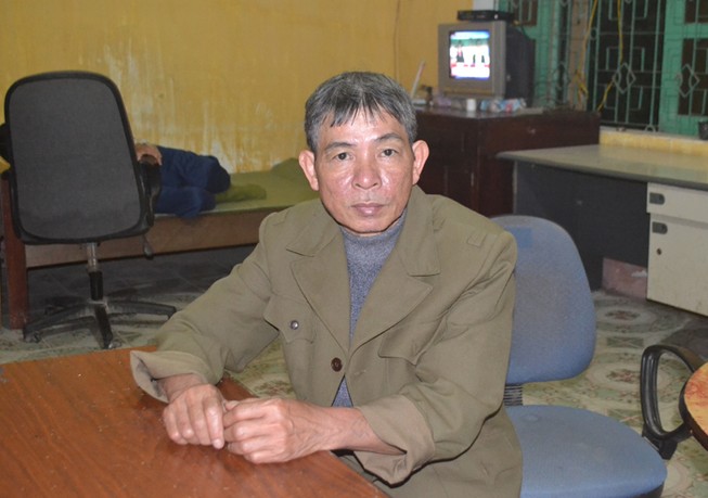 Cưu mang người đi tìm nhà đồng đội bị lạc đường, đói lả