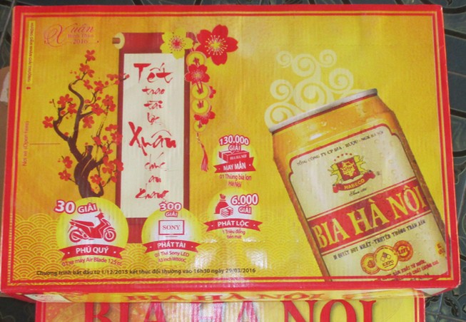 Nắng nóng ba ngày Tết, bia 'cháy hàng'