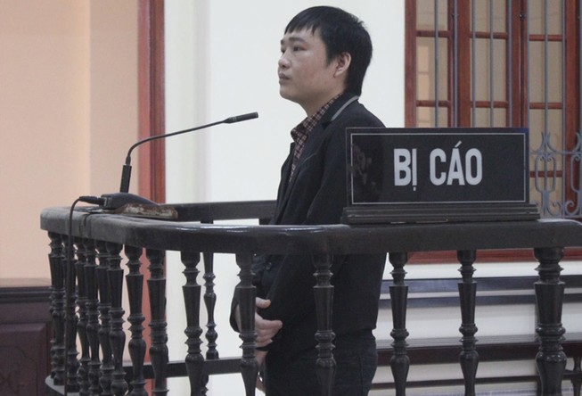 Đâm chết người nước ngoài sau khi va quẹt xe máy