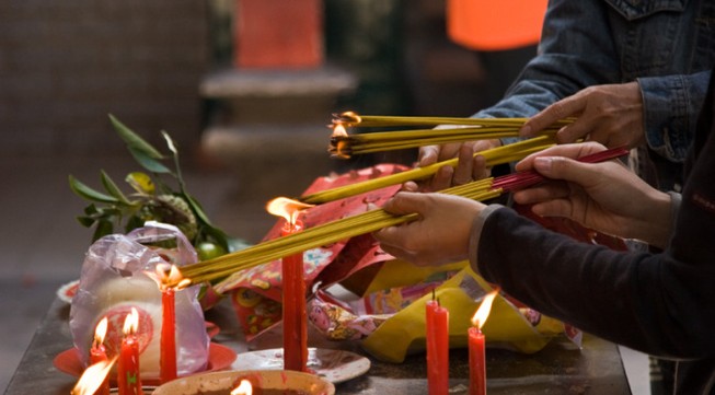 Khởi tố nữ 'thầy bói' lừa giải hạn, chiếm đoạt 50 triệu đồng