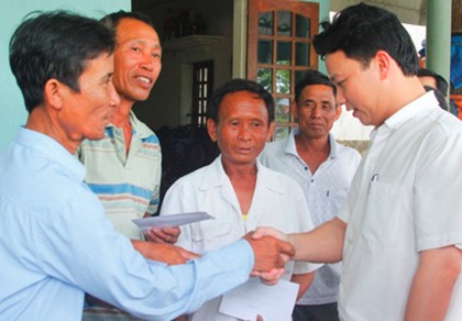 Chủ tịch tỉnh trẻ nhất nước tái đắc cử với phiếu tín nhiệm tuyệt đối
