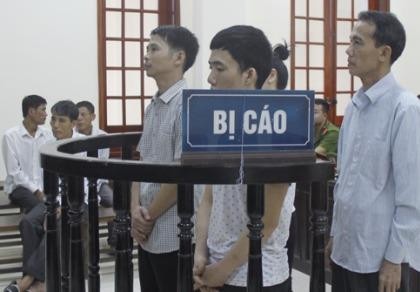 'Trùm' ma túy rút súng chống trả công an lãnh án tử hình