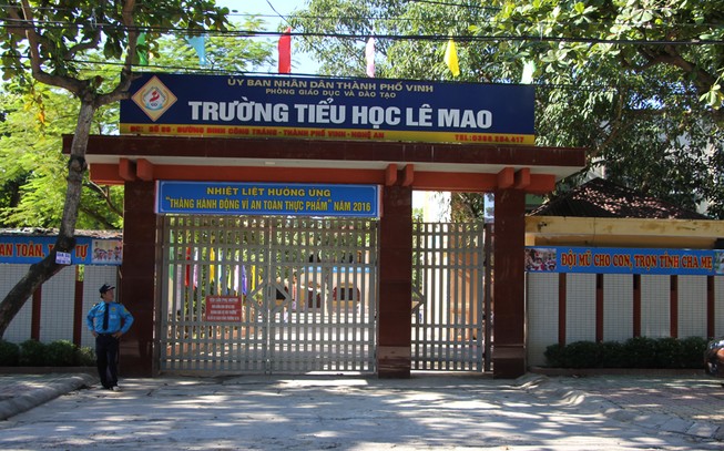 Giáo viên vi phạm đạo đức, trường mất chuẩn quốc gia