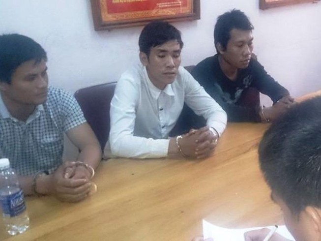 Tiền công chặt hạ gỗ quý trong rừng là 200.000 đồng