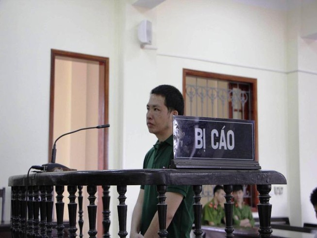 Tham 5 triệu tiền công, đổi lấy 16 năm tù
