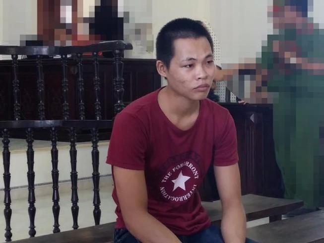 Đâm hai người thương vong vì cho là chạy xe ồn ào