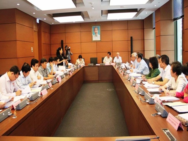 Cần phá sản nhanh các DN nhà nước thua lỗ
