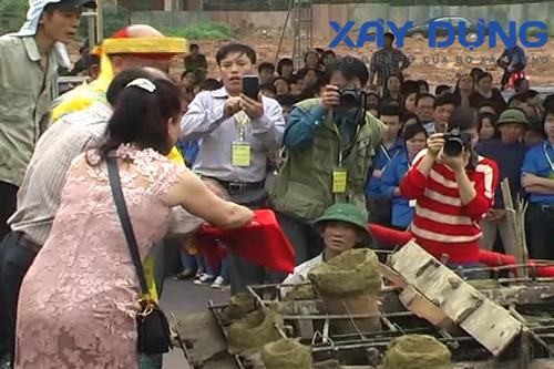Kỳ lạ chuyện tượng vừa đúc xong biến mất tại Thái Nguyên