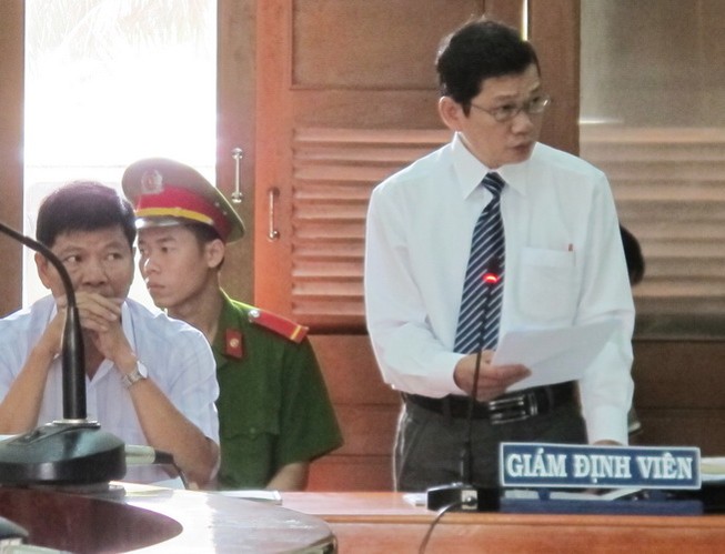 Vụ CA đánh chết nghi can: ‘Sửa chữa lời khai nhiều lần là bình thường’