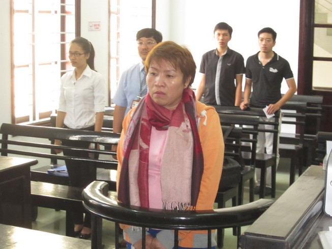 Nữ giám đốc hầu tòa vì trốn thuế hơn 2 tỉ đồng