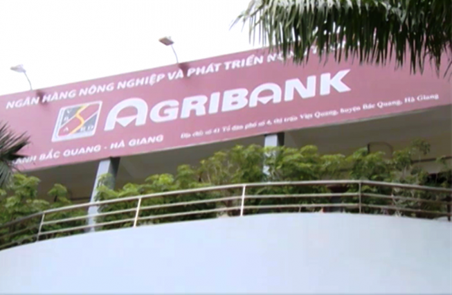 Một lãnh đạo cấp phòng ngân hàng Agribank bị khởi tố