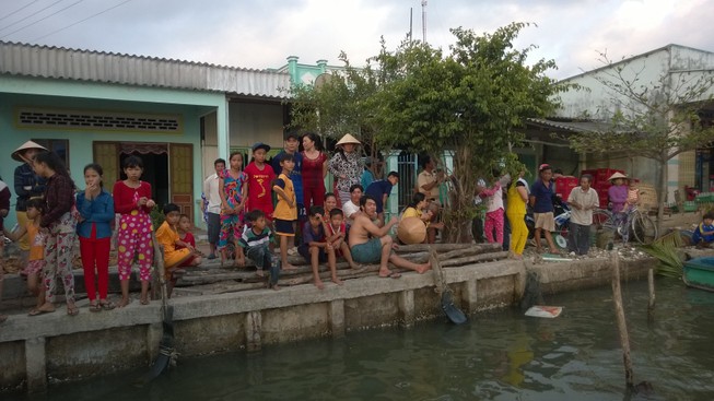 Khởi tố vụ bắt đá gà 'lạc đạn' chết người ở Cà Mau