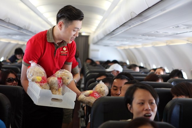 Khai trương nhiều đường bay mới phục vụ lễ 30-4