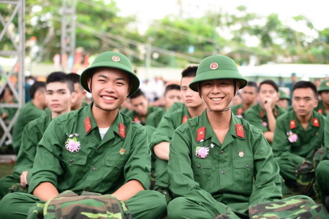Gia đình không được đăng ký nghĩa vụ quân sự thay con em