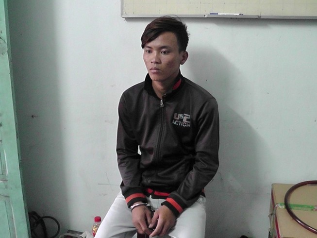 Đổi màu xe vẫn không thoát