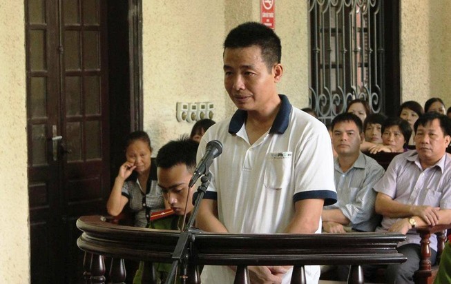 Thanh tra kho bạc đấm vợ đến chết lĩnh hơn 8 năm tù giam