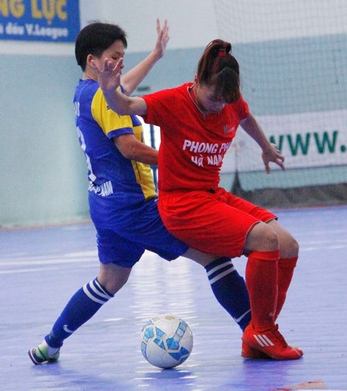 Lượt cuối giải futsal nữ TP.HCM mở rộng: Quận 8 vào chung kết