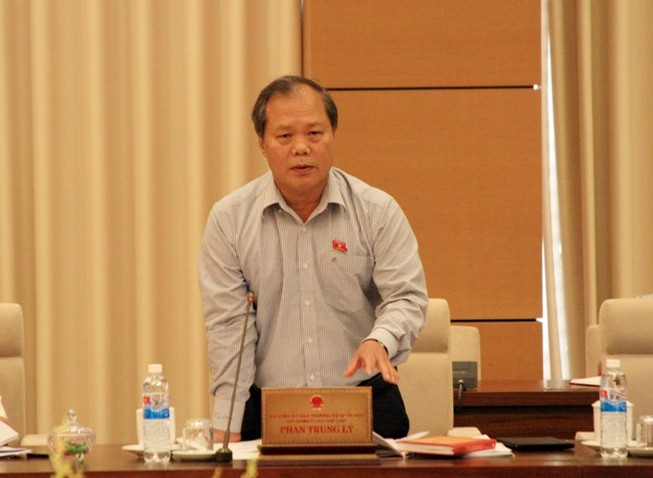 Có quá nửa số phiếu không tín nhiệm có thể xin từ chức